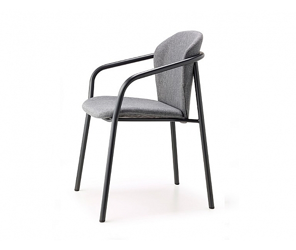 Finn A chair